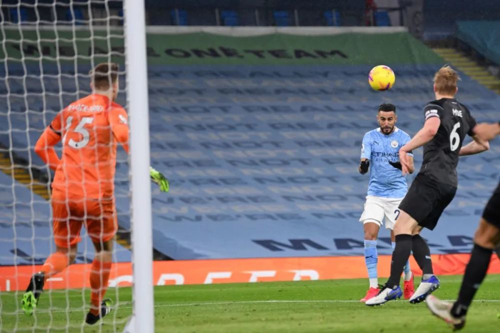 TA：这场平局表明，曼联必须找到合适的人选来接任临时主帅