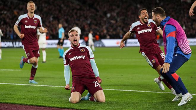 西甲-皇马5-1贝蒂斯 贡萨洛帽子戏法